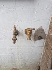 Dual outside taps
